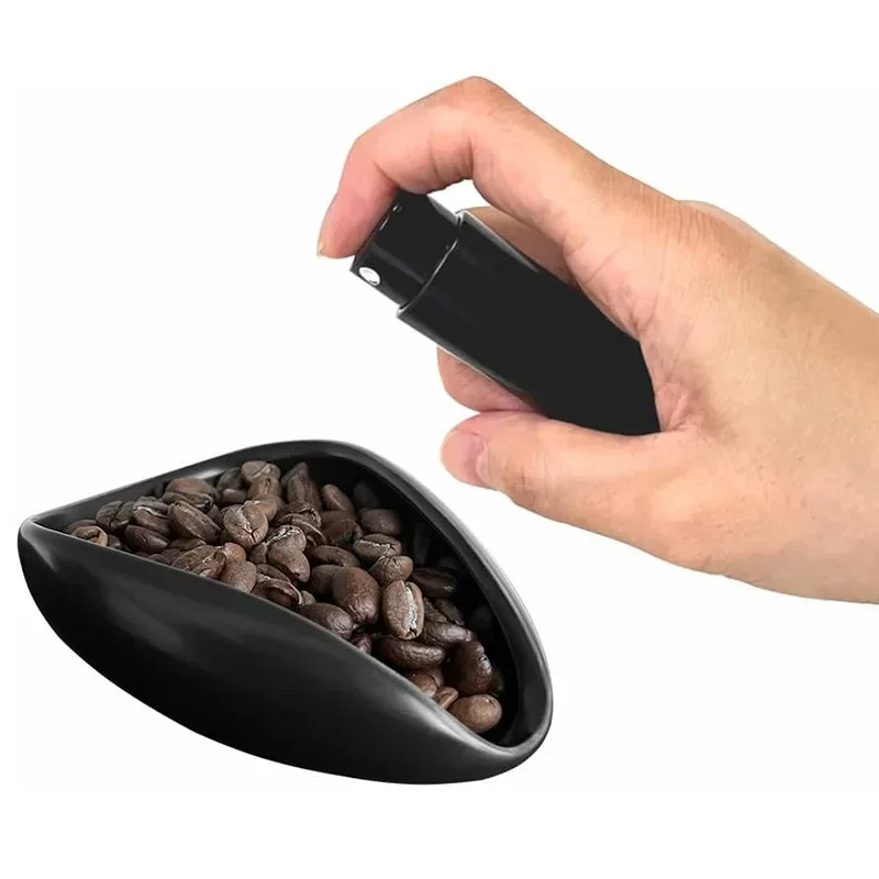 Maximize Flavor Accuracy with This Ceramic Coffee and Tea Dosing Set